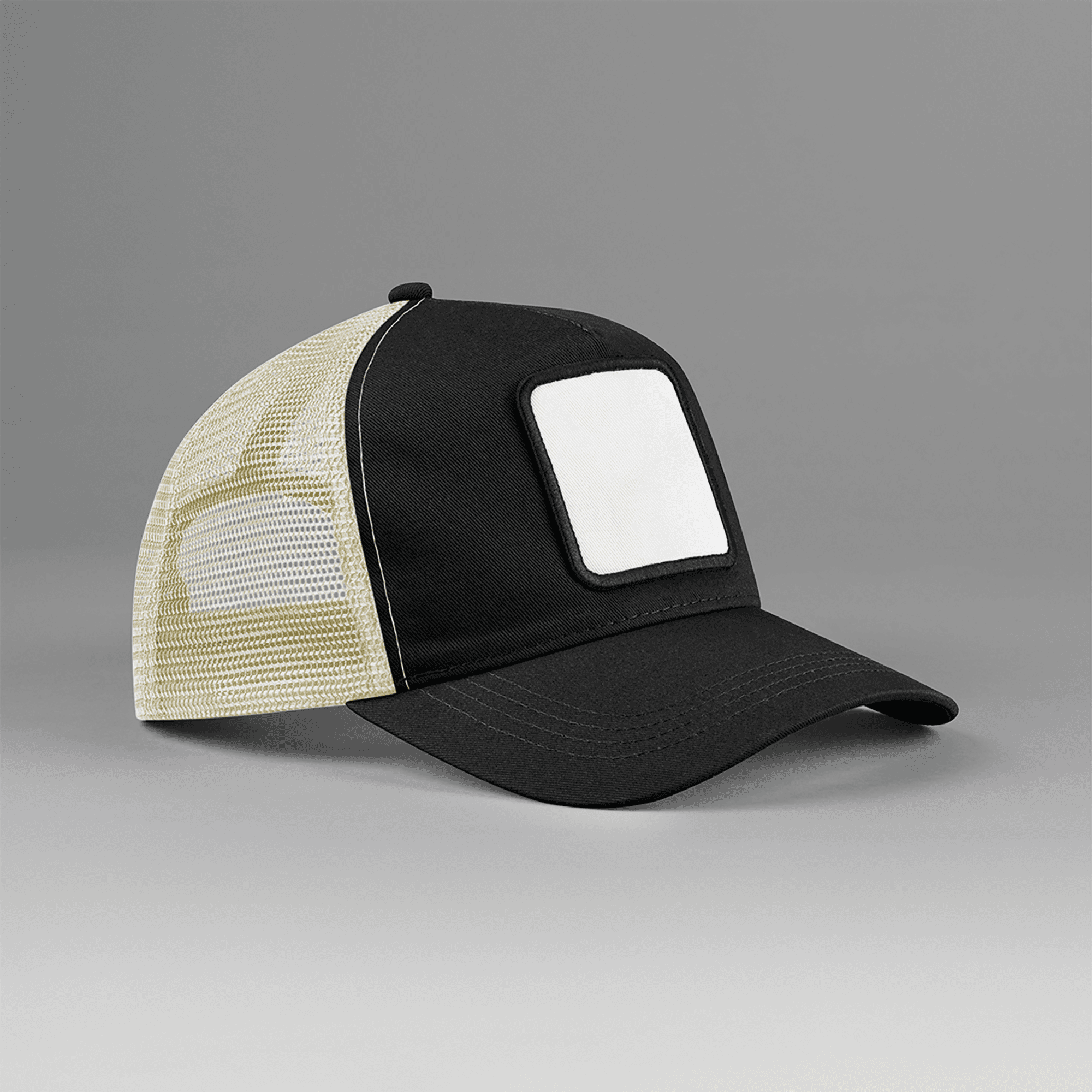 Casquette trucker 5 panneaux avec patch carré — coloris Black/Stone (Noir)